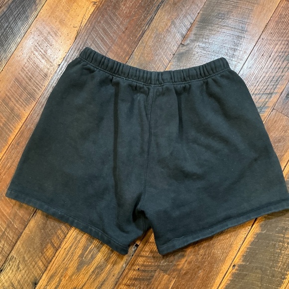 Fear of God ESSENTIALS Fleece Shorts Black Size XL - Picture 3 of 9